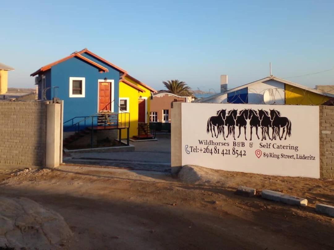 Wildhorses B&B And Self Catering Lüderitz Kültér fotó